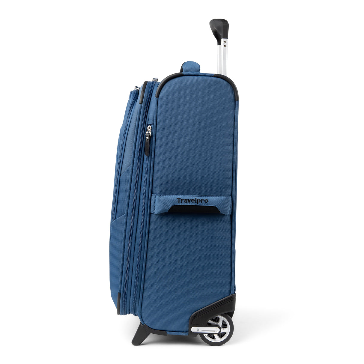 Travelpro Maxlite 5 Lightweight 22" Expandable Carry-On Rollaboard