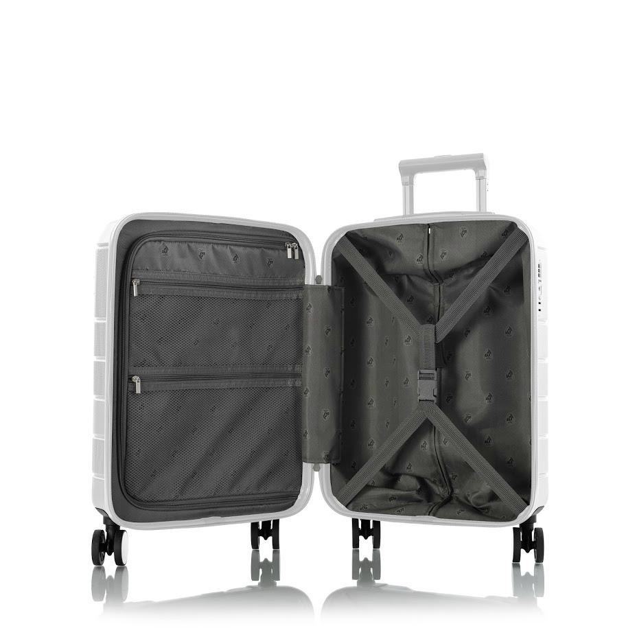 Heys America Neo 21" Spinner