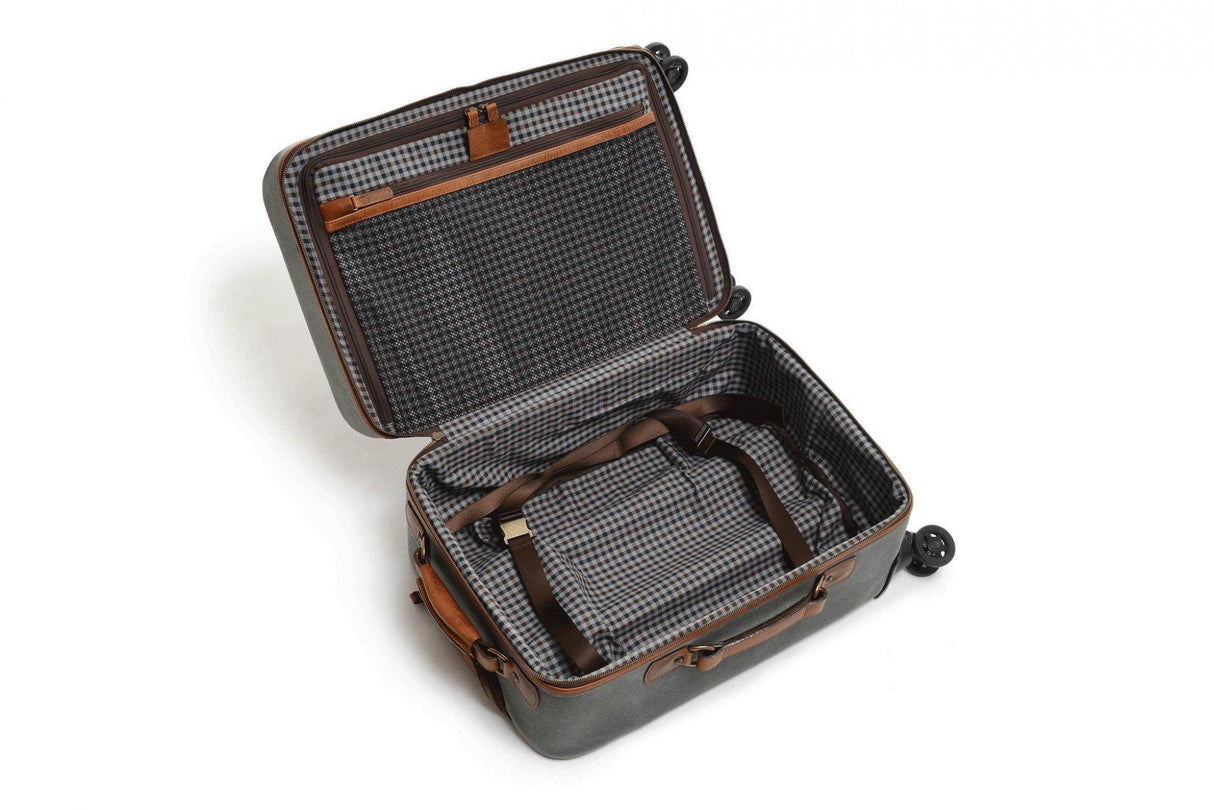 Korchmar Classics 22" Wheeled Carry-On