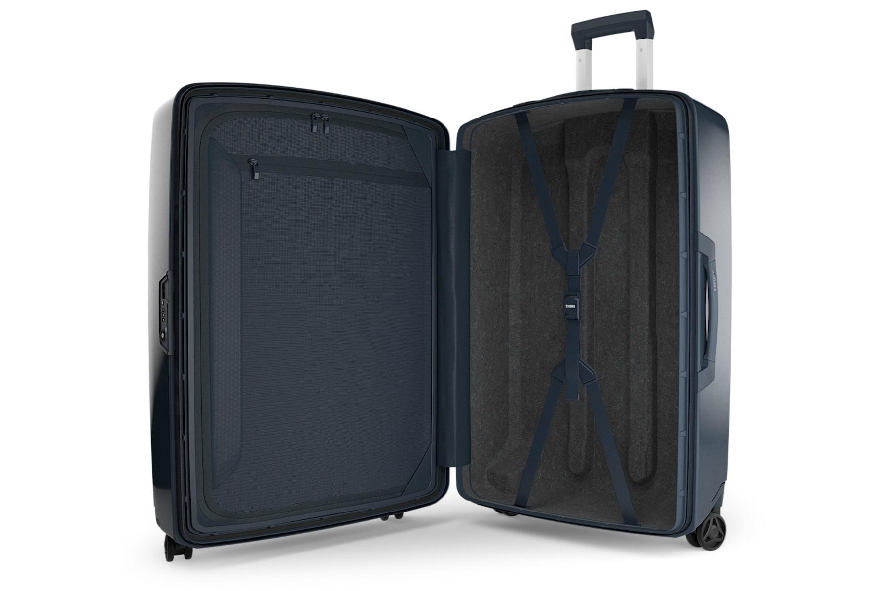Thule Luggage Revolve 30