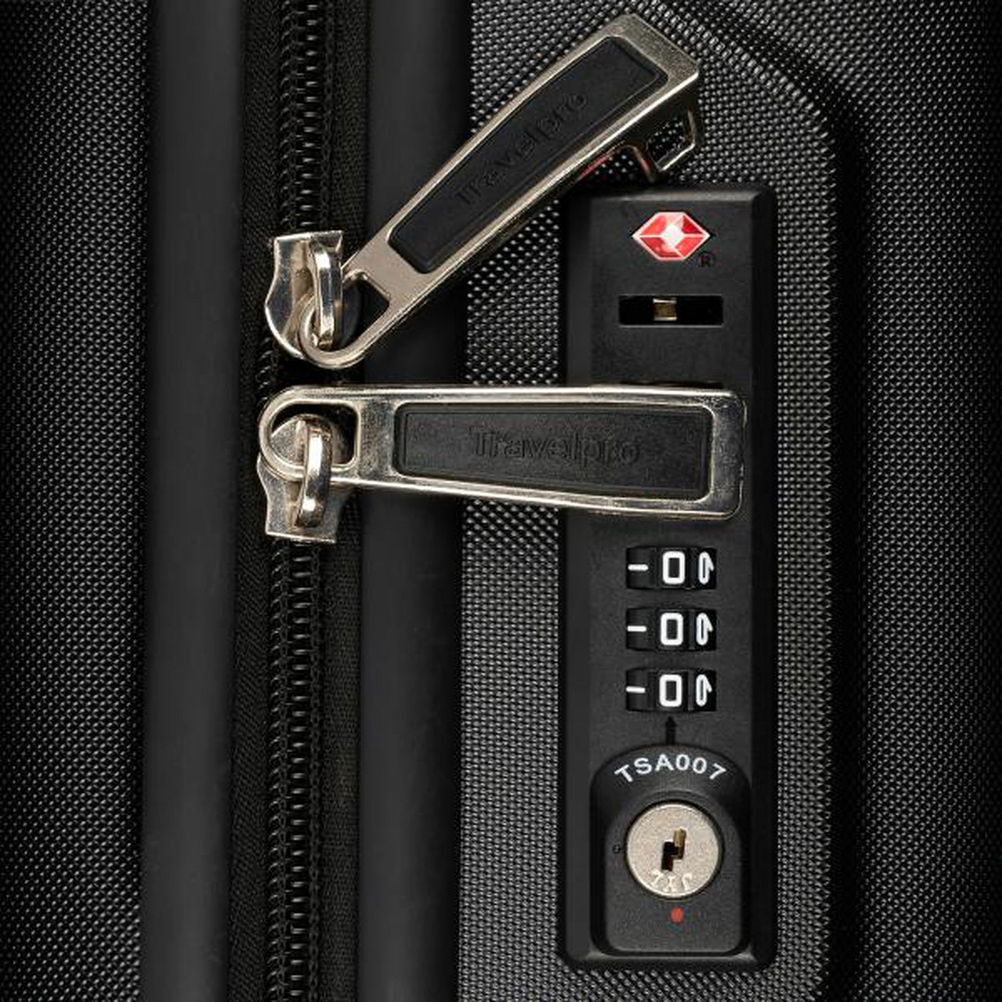 Travelpro Maxlite 5 Lightweight International Carry-On Hardside Spinner-Luggage Pros