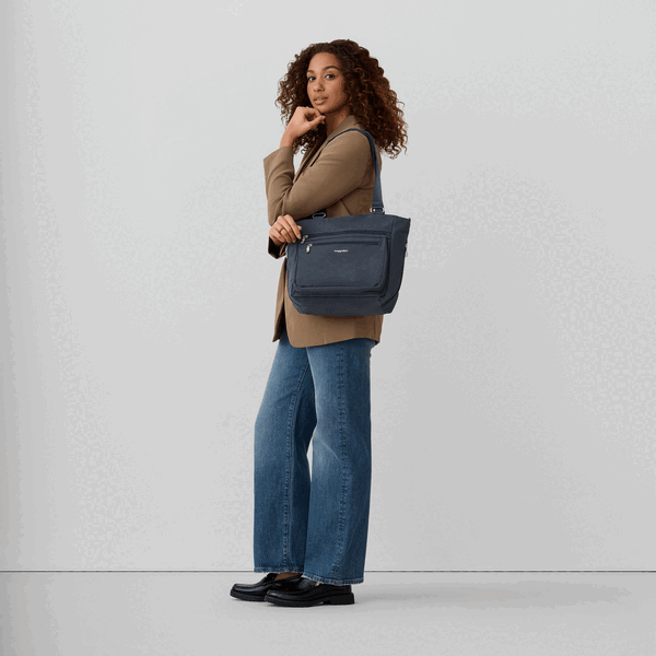 Baggallini Modern Everyday Shopper