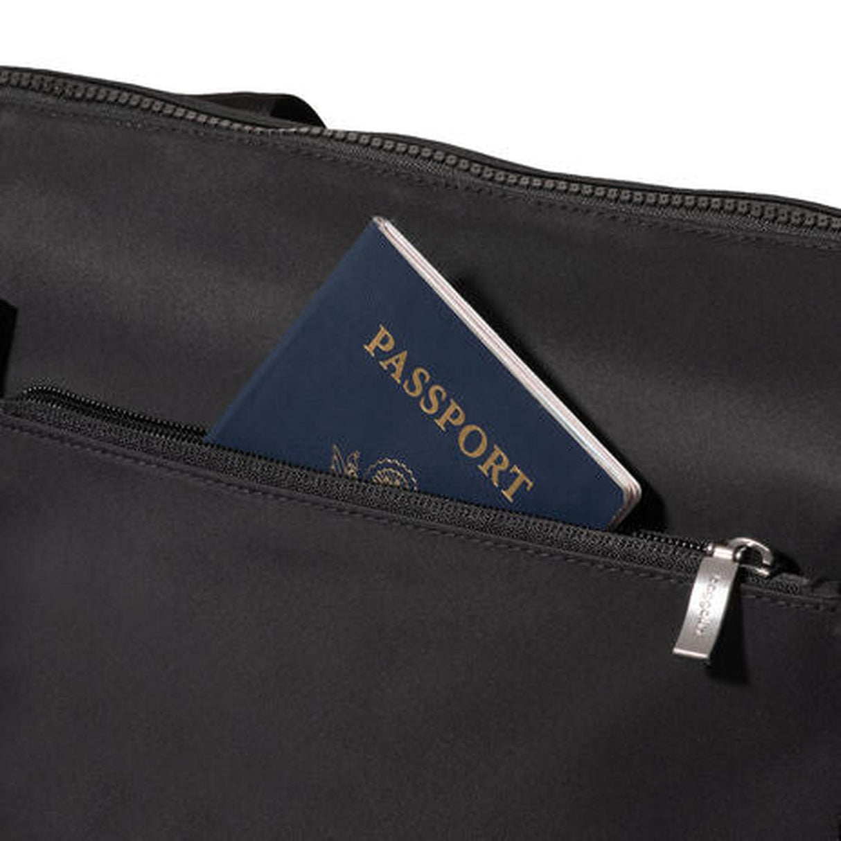 Baggallini Park Avenue Overnight Tote