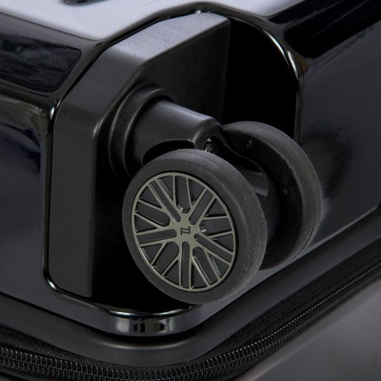 Brics Porsche Design 21" Spinner Carry-On