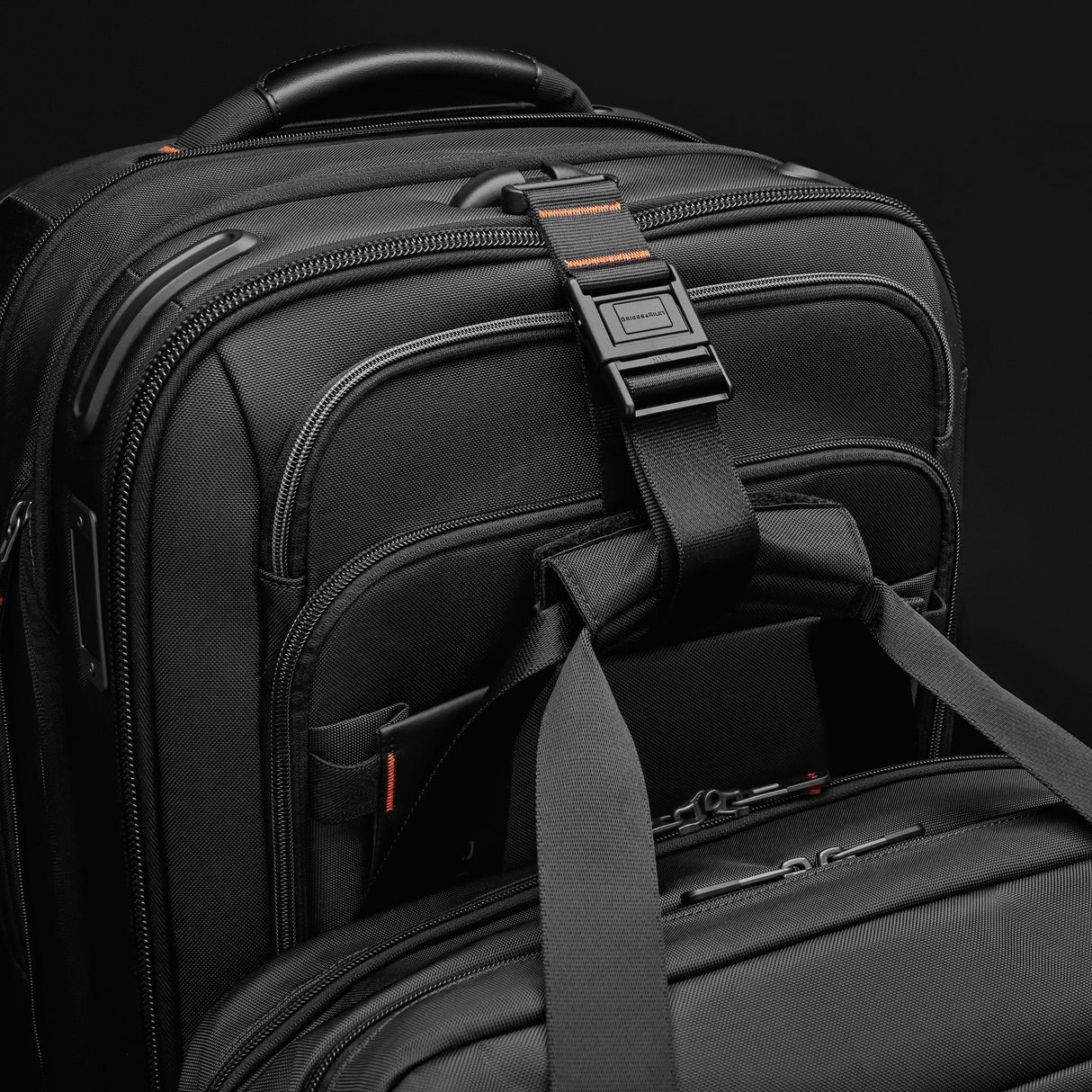 Briggs & Riley ZDX 2.0 Large Expandable Spinner