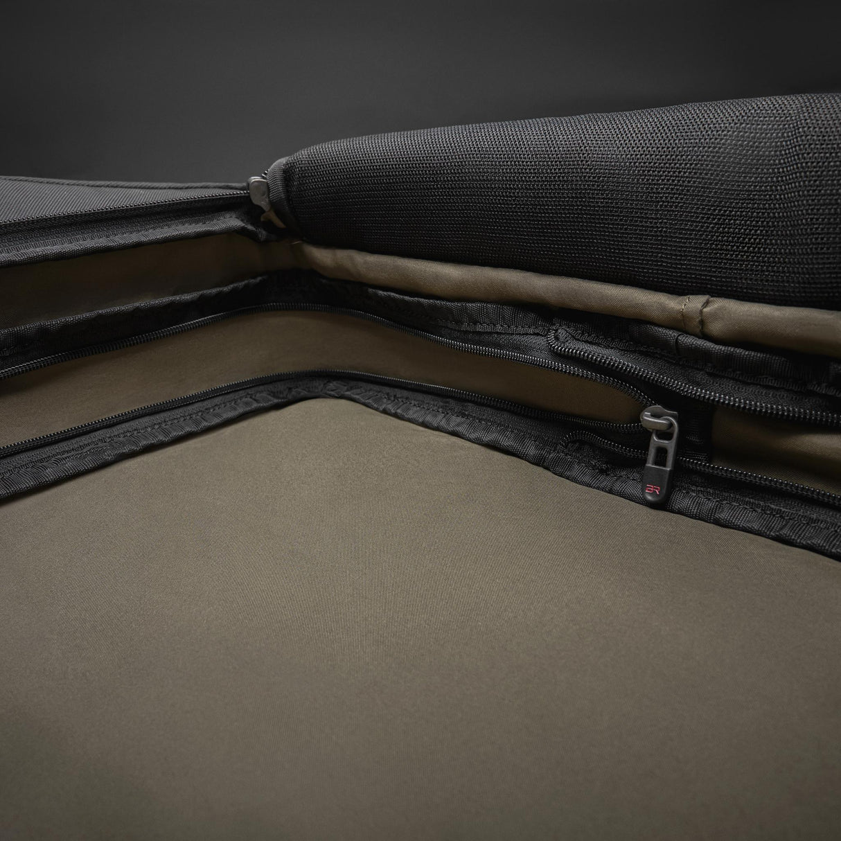 Briggs & Riley ZDX 2.0 Medium Upright Duffle