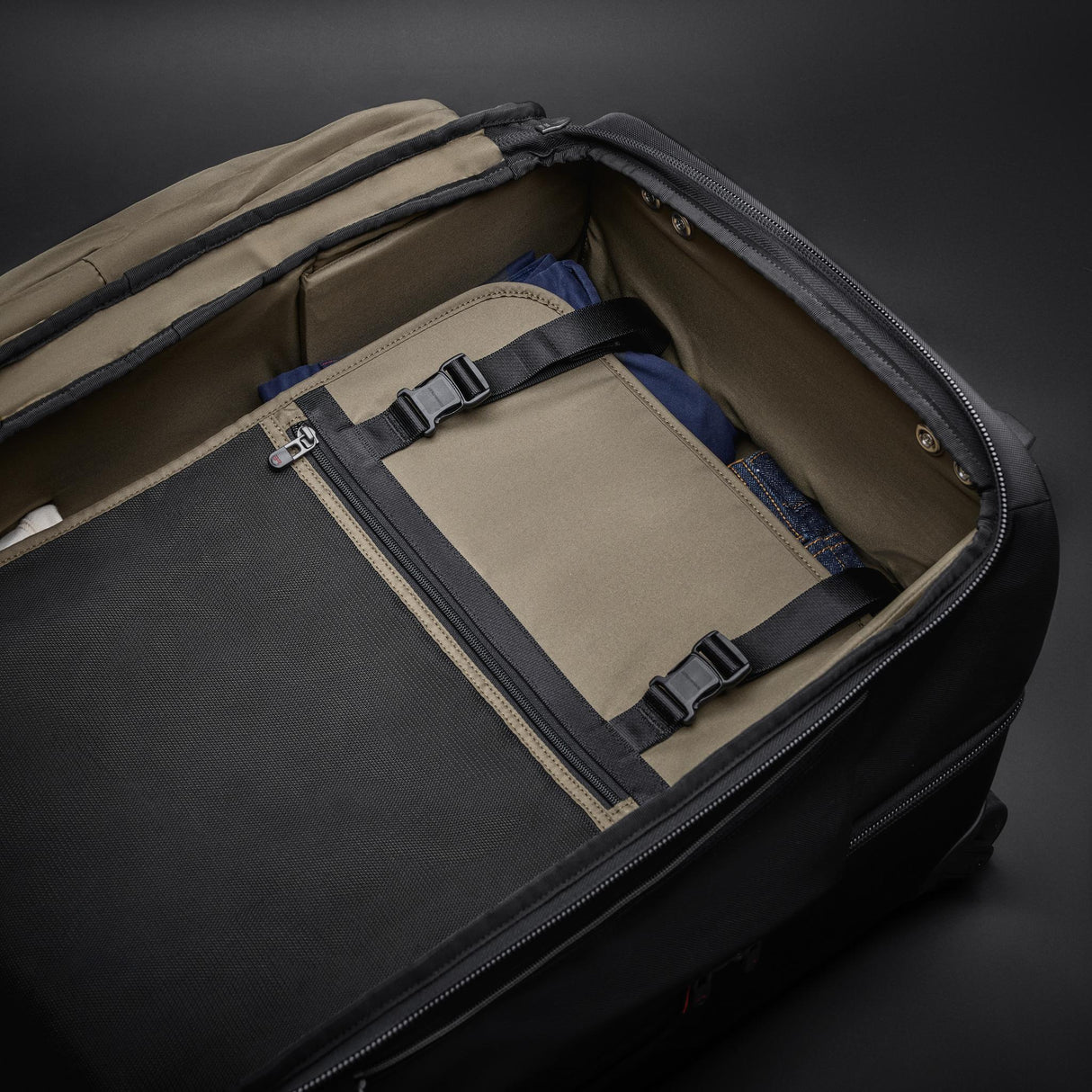 Briggs & Riley ZDX 2.0 Medium Upright Duffle