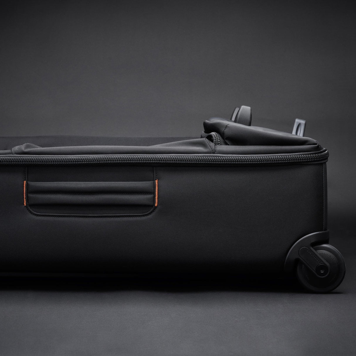 Briggs & Riley ZDX 2.0 Medium Upright Duffle