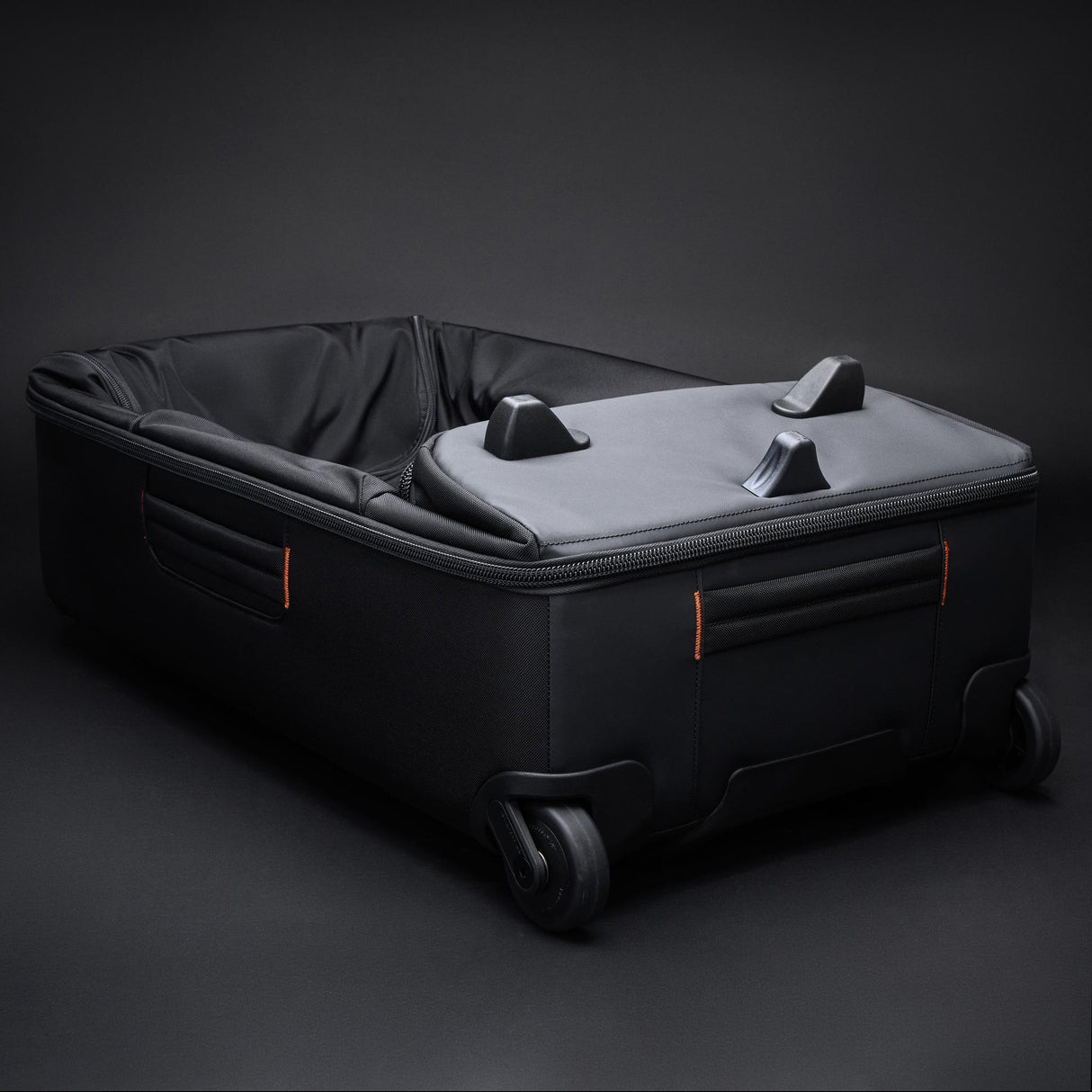 Briggs & Riley ZDX 2.0 Medium Upright Duffle