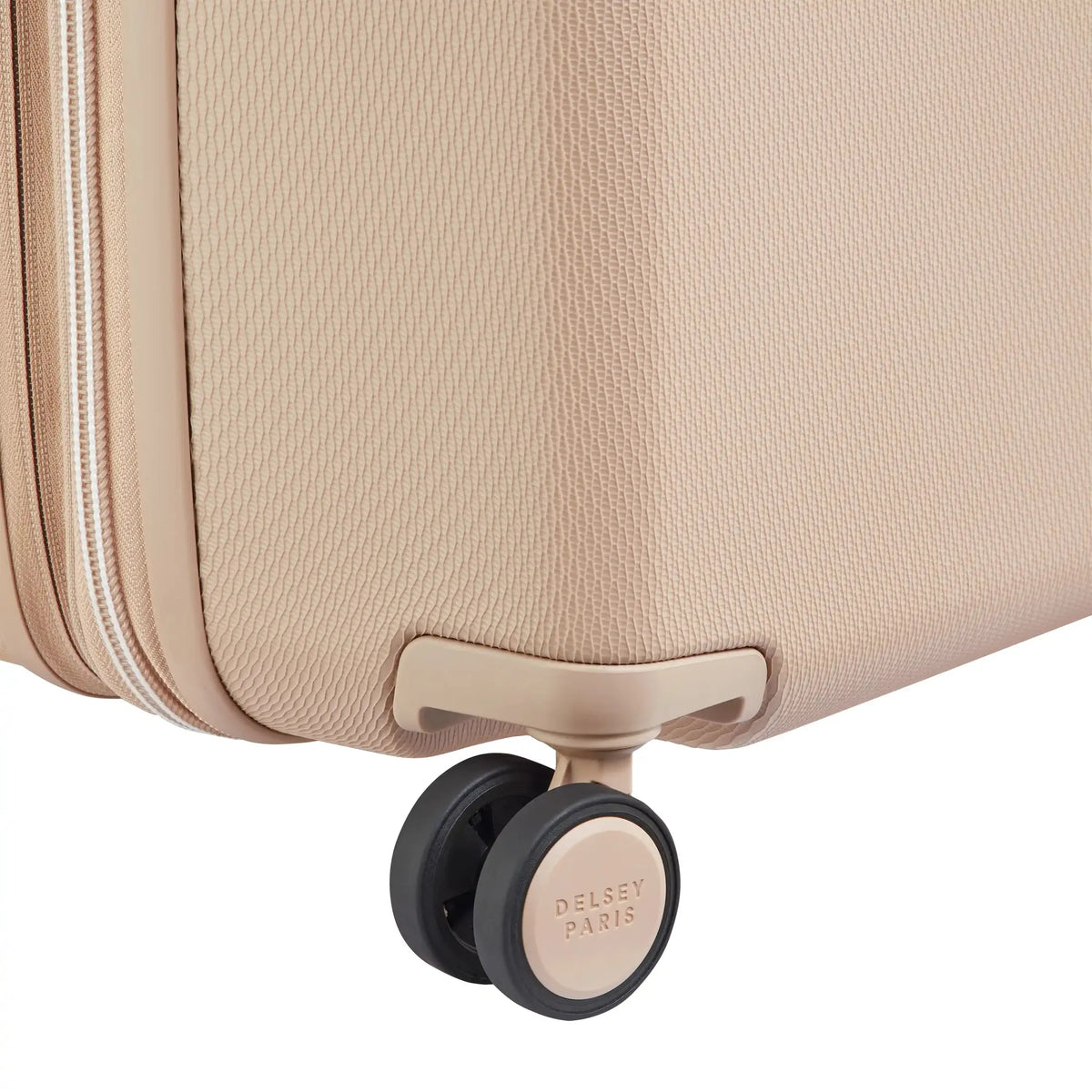Delsey Chatelet Air 2.0 Large Spinner Check-In