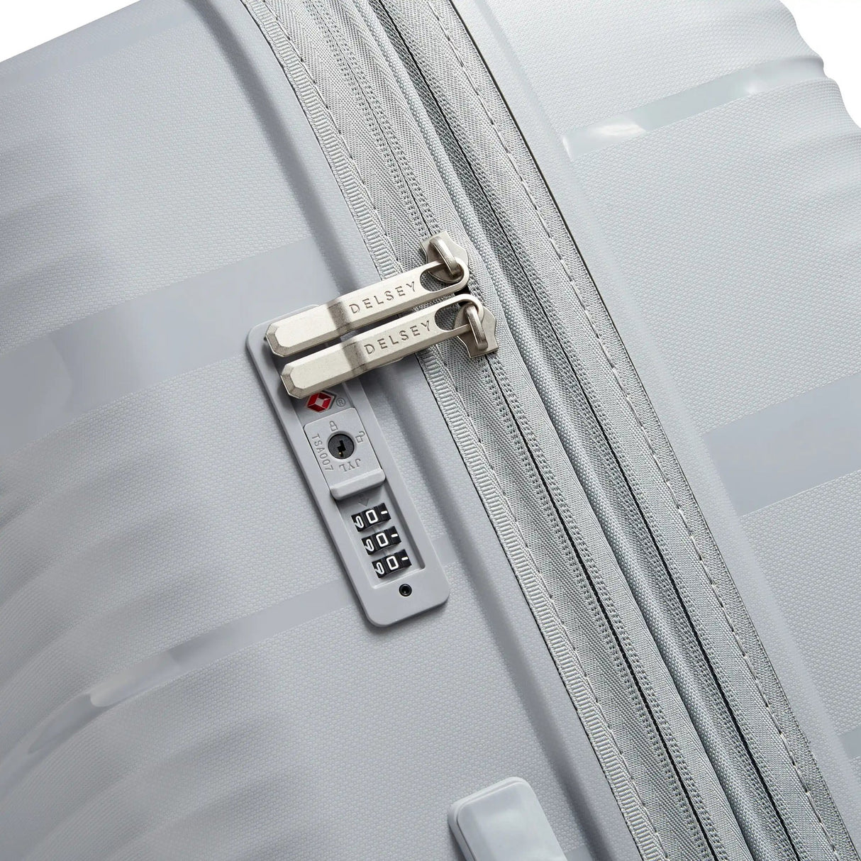 Delsey Dune 29" Expandable Spinner Upright