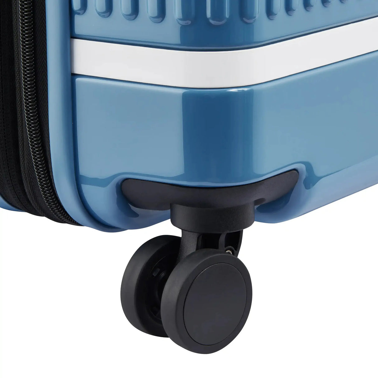 Delsey florence by mills Spin Me Away Carry-On Plus Expandable Spinner
