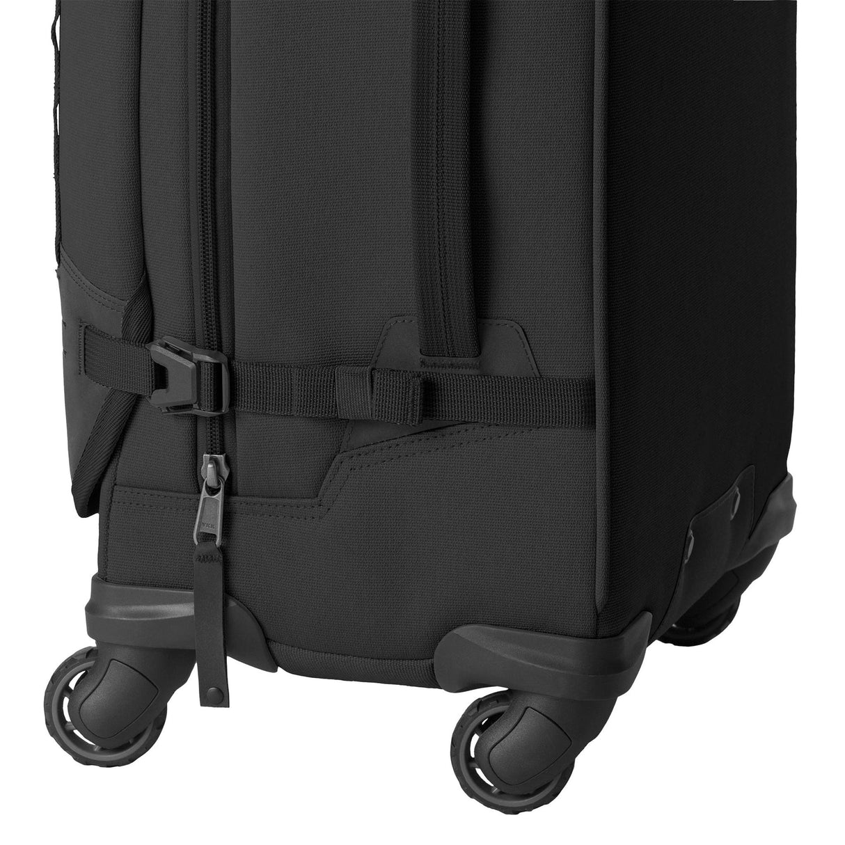 Eagle Creek Gear Warrior XE 4-Wheeled Large Carry-On