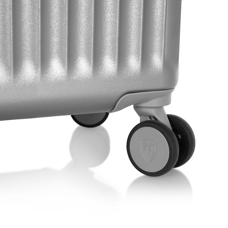 Heys Luxe 3 Piece Spinner Set