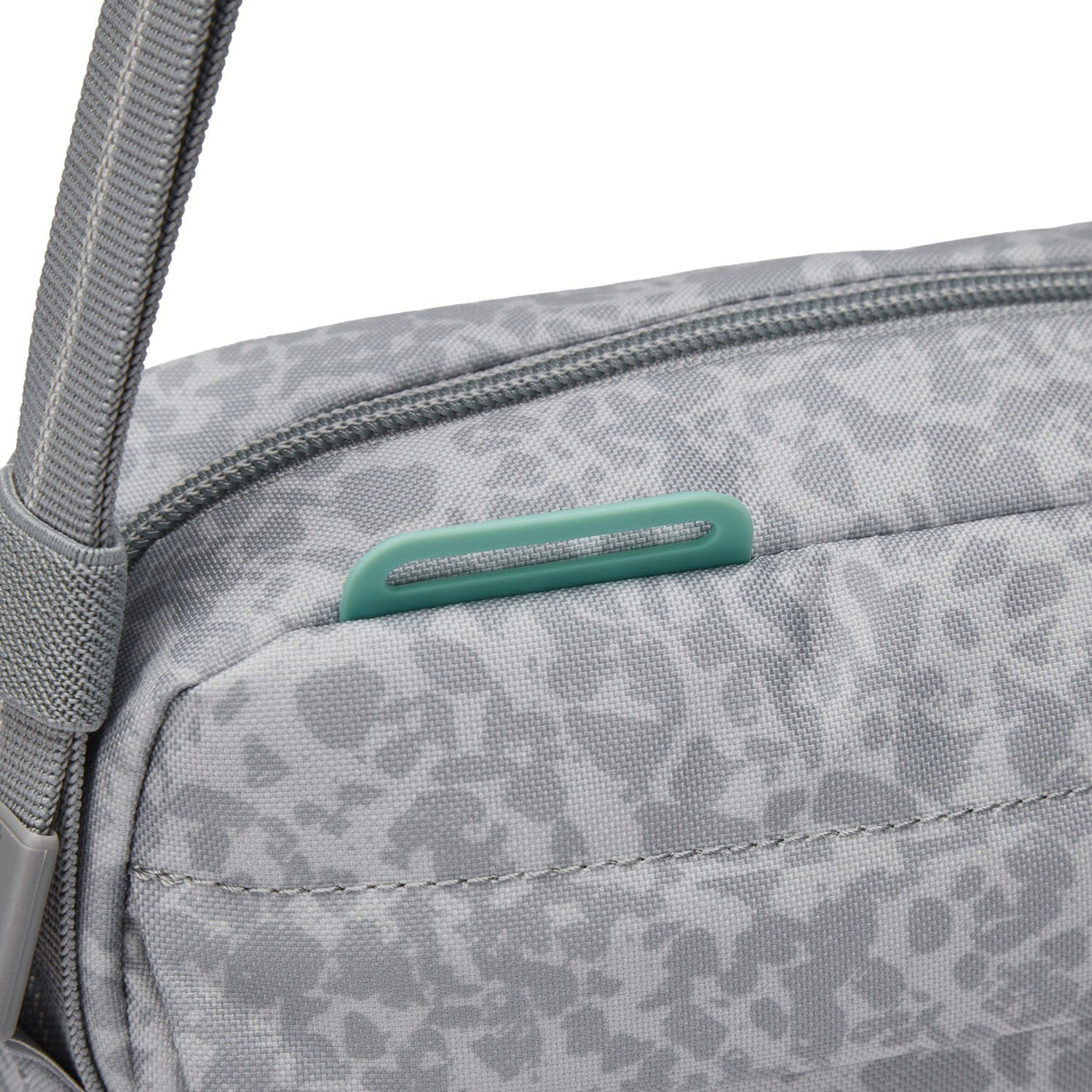 Pacsafe GO Crossbody