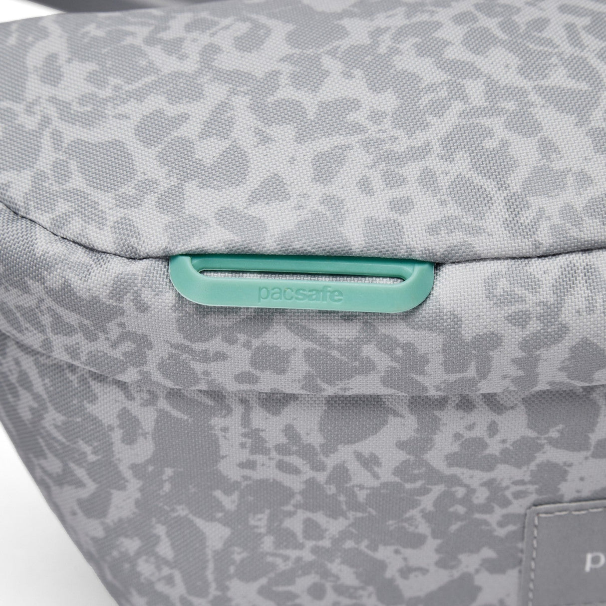 Pacsafe GO Sling Pack