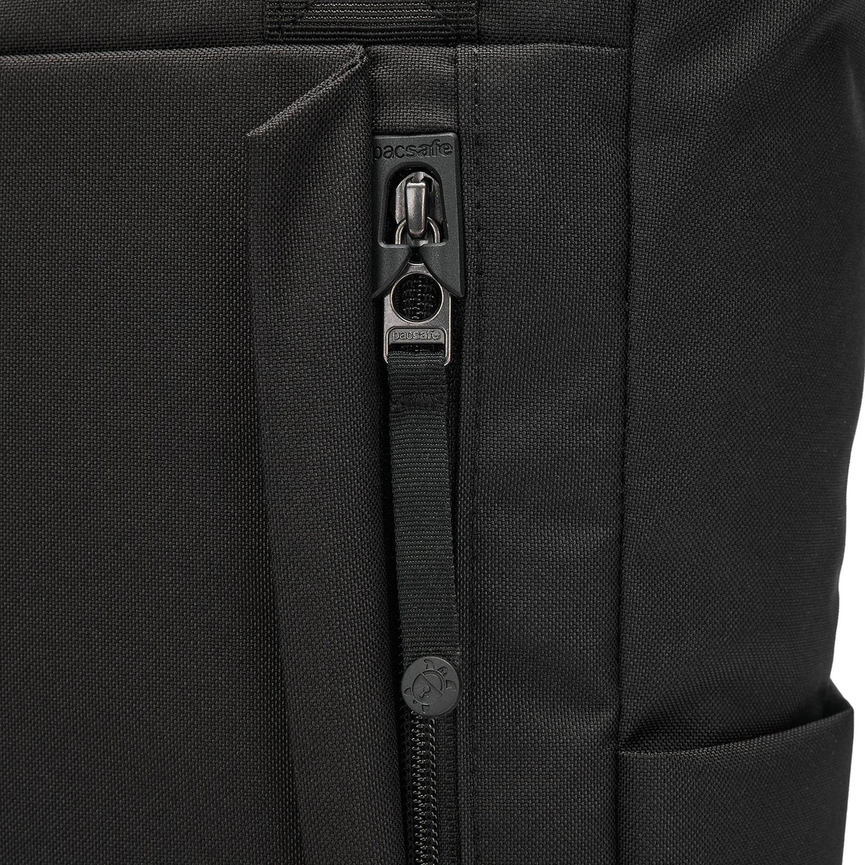 Pacsafe GO Totepack