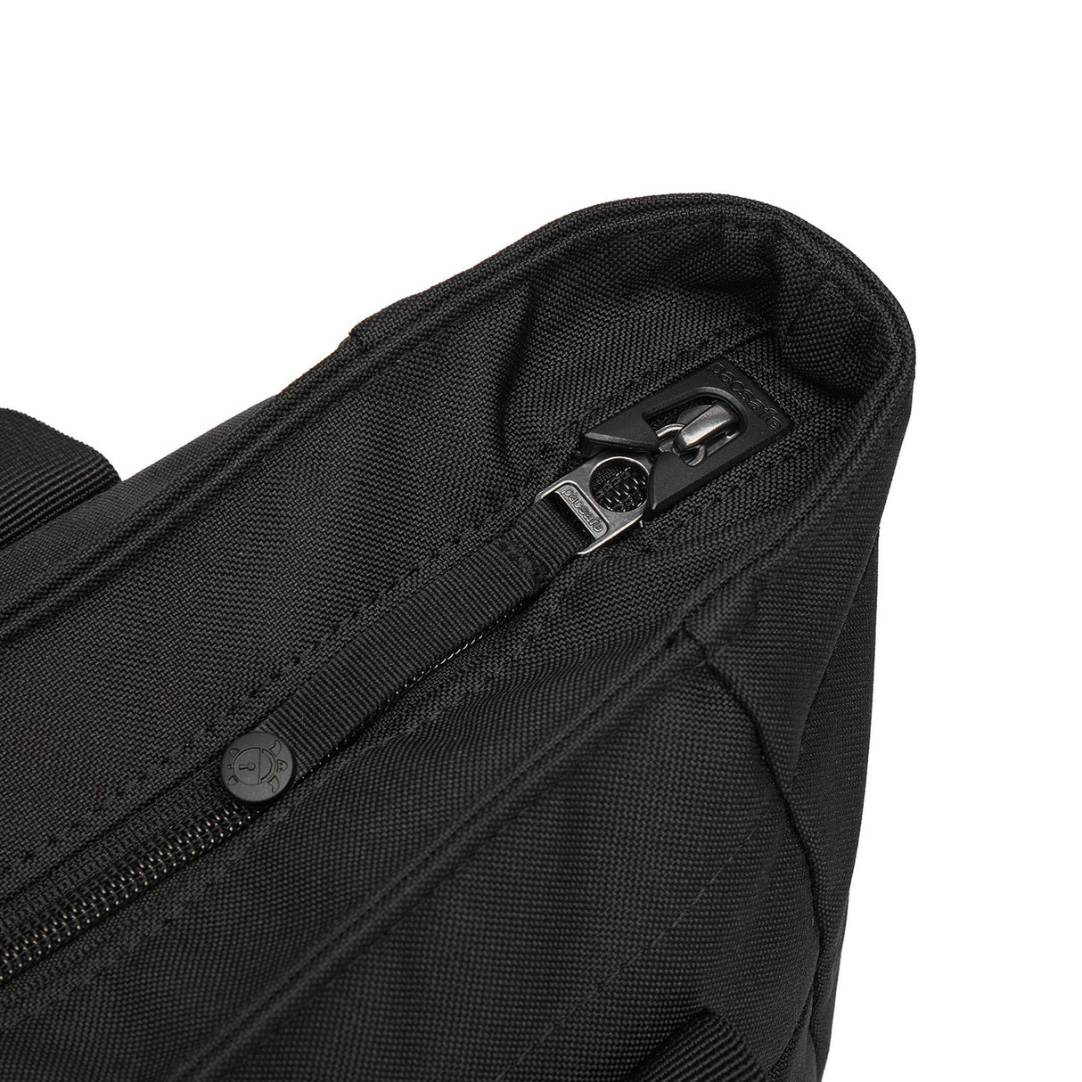 Pacsafe GO Totepack