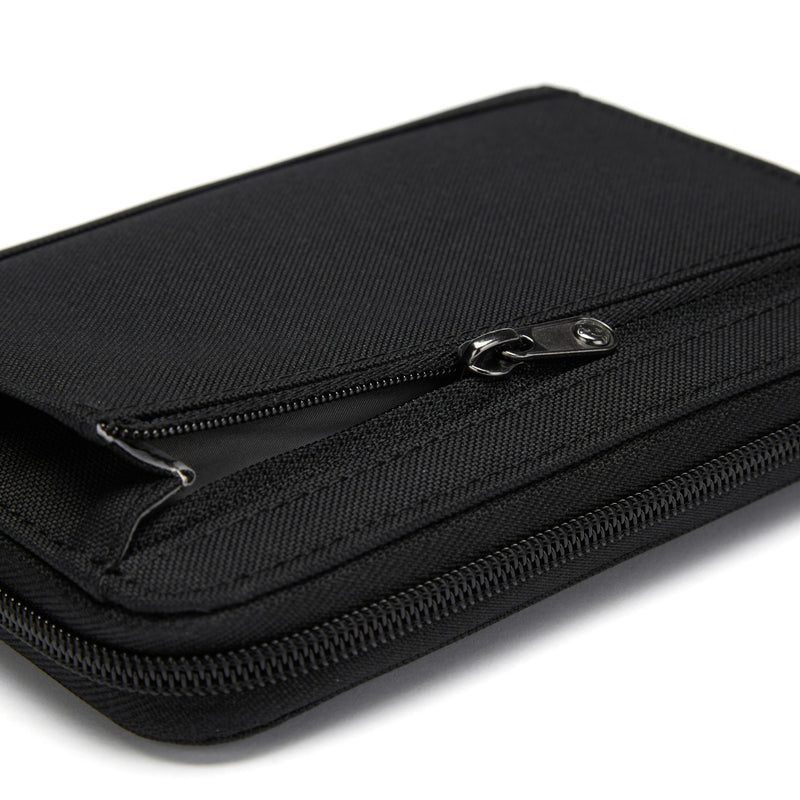 Pacsafe RFIDsafe Compact Travel Organizer