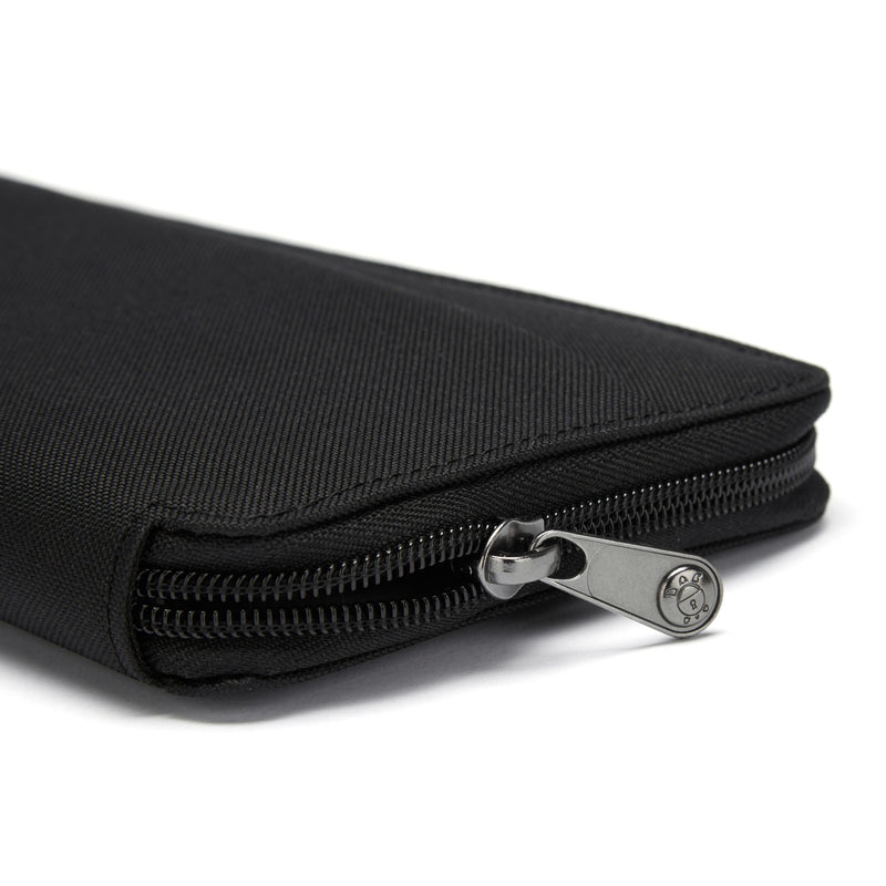 Pacsafe RFIDsafe Travel Wallet