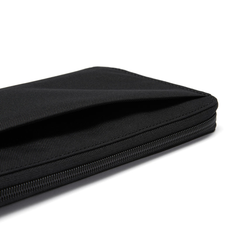 Pacsafe RFIDsafe Travel Wallet