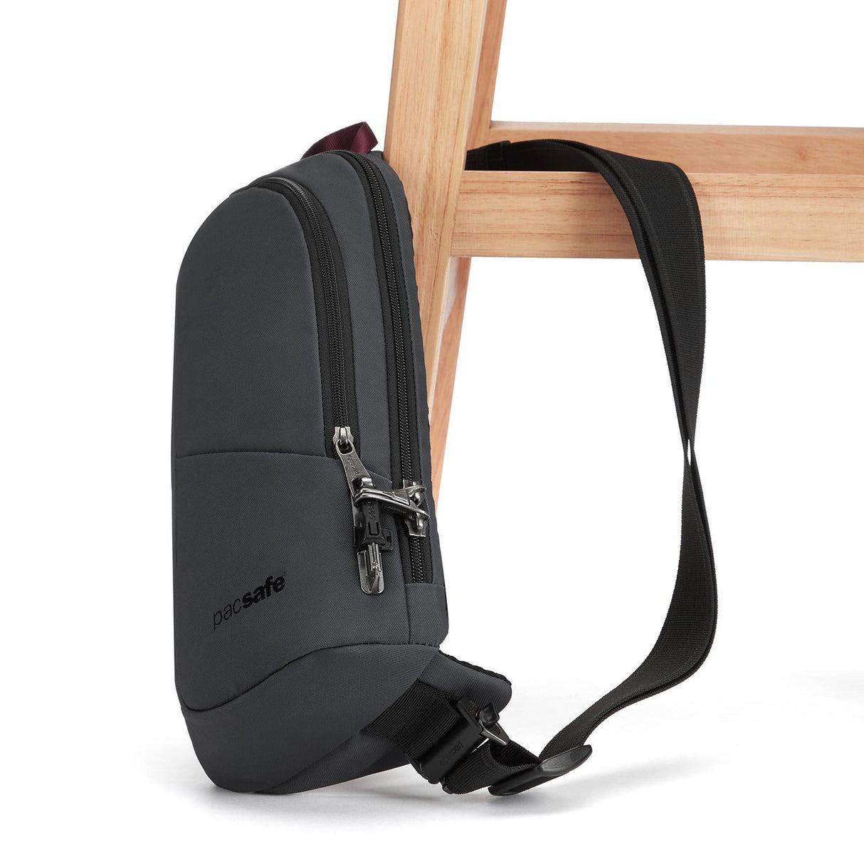 Pacsafe V Anti-theft Action Sling Pack