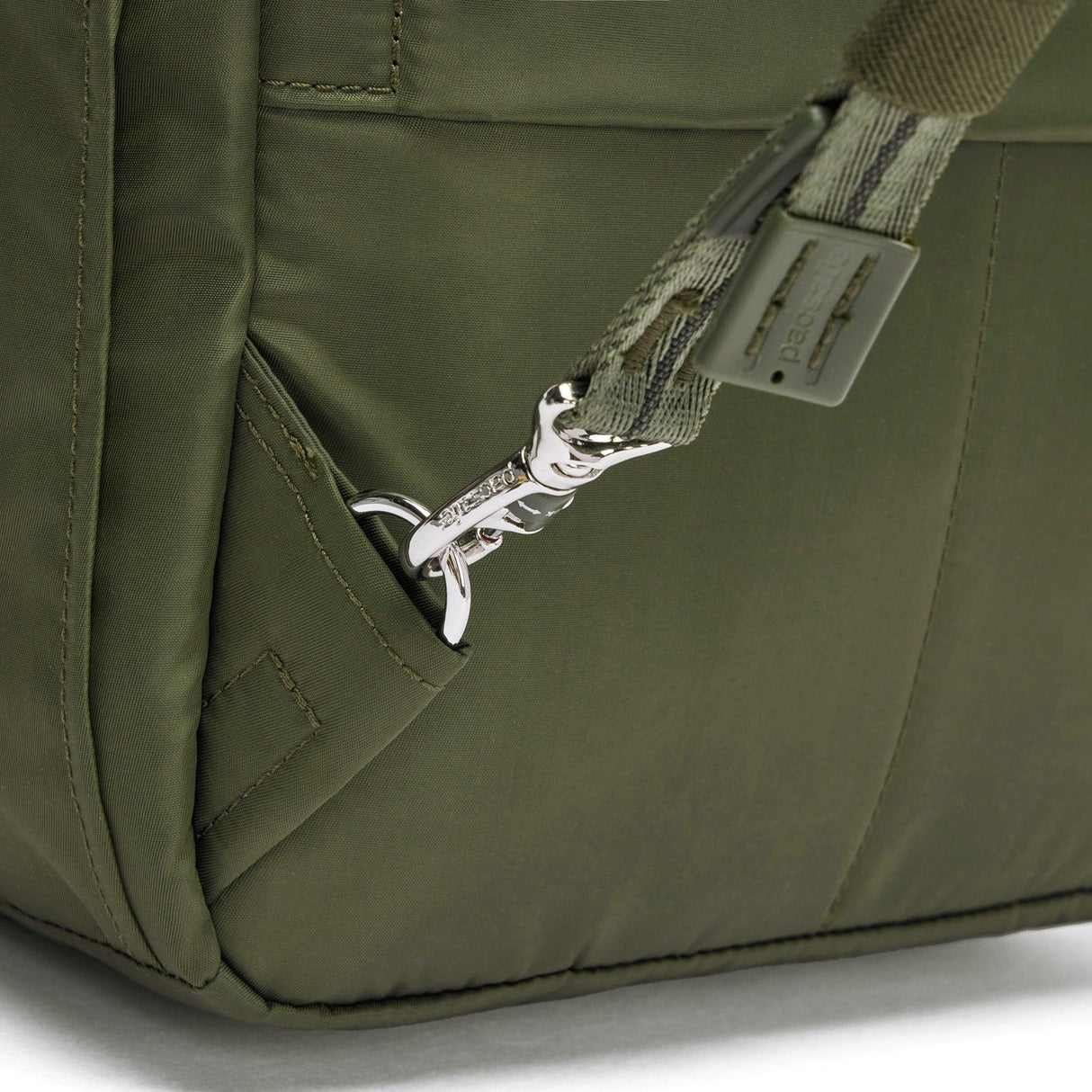 Pacsafe W 10L Backpack