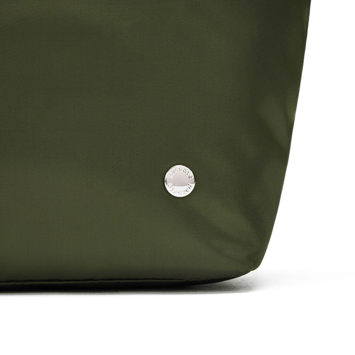 Pacsafe W Carryall Tote