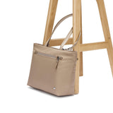 Pacsafe W Carryall Tote