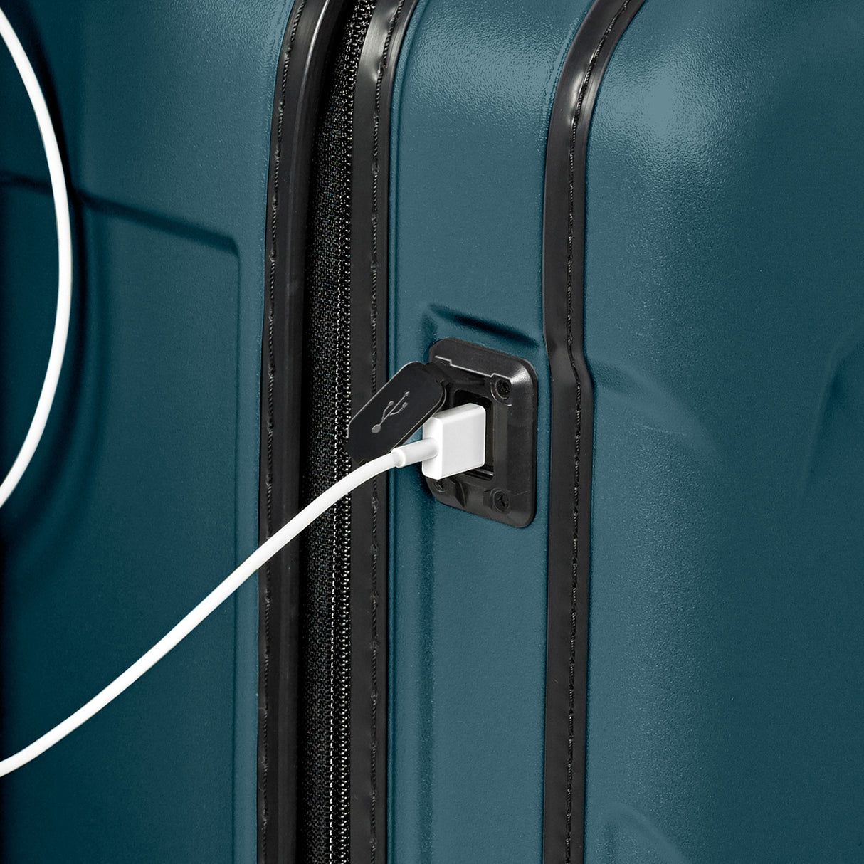 Briggs & Riley Torq Domestic Carry On Spinner