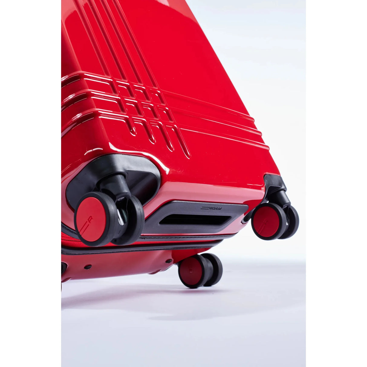 Roam Luggage Hardside Check-In Spinner