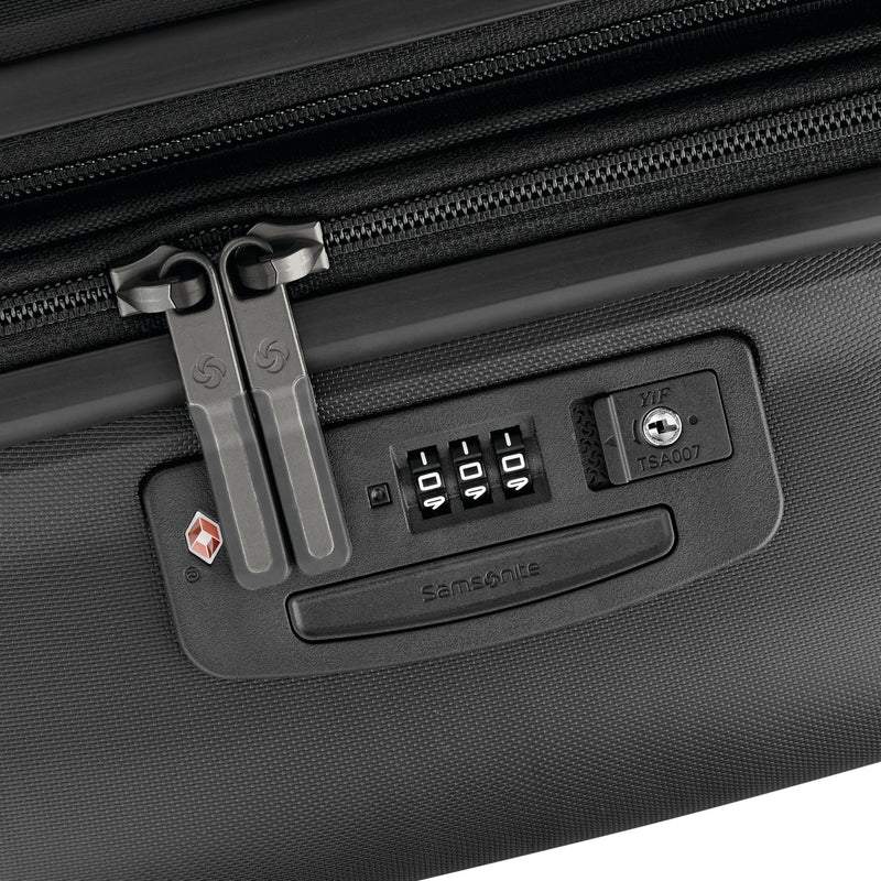 Samsonite Elevation Plus Hardside Global Carry-On Spinner (22 x 14 x 9 in)