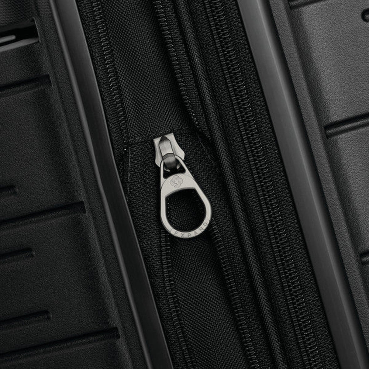 Samsonite Elevation Plus Hardside Medium Glider
