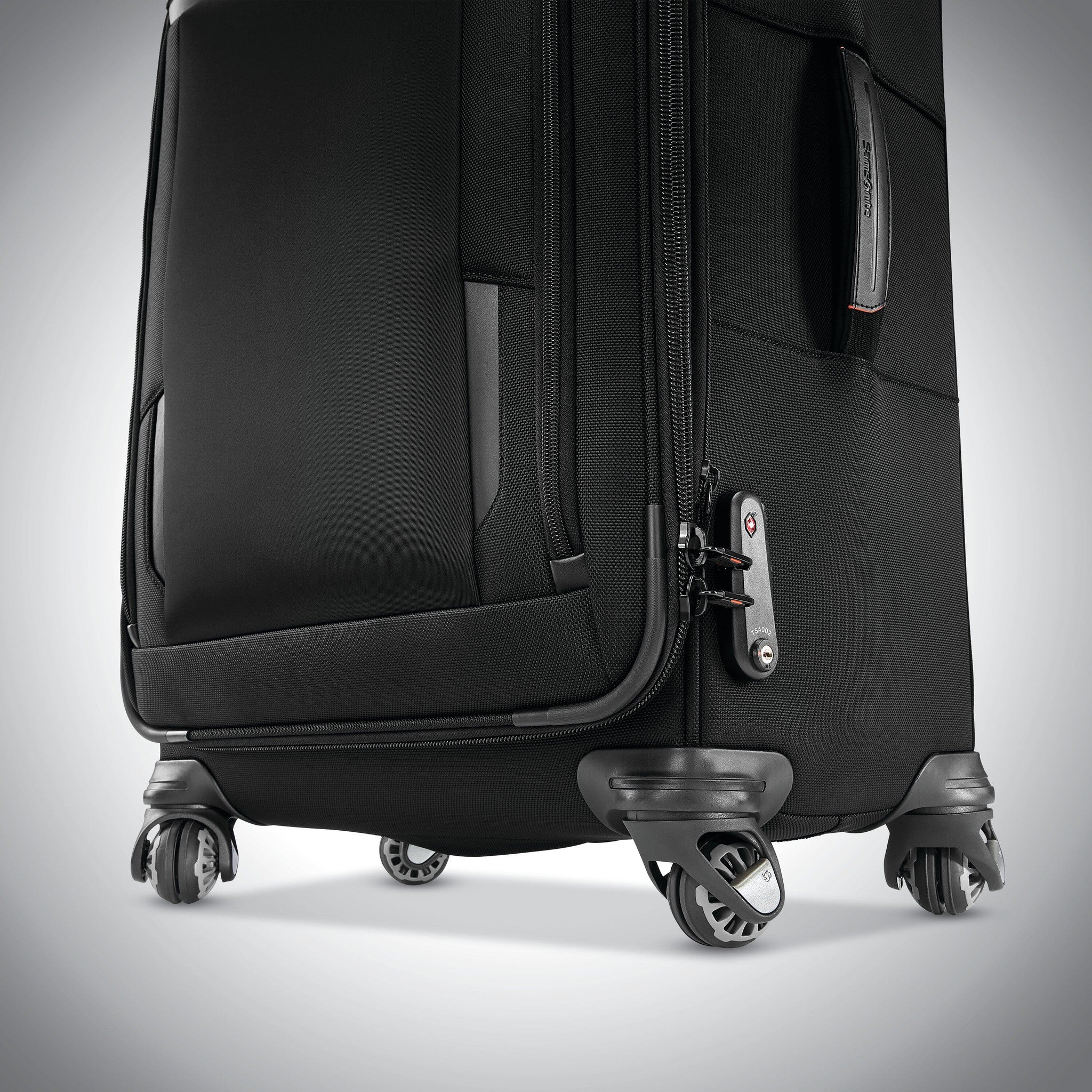 Samsonite Pro Medium Expandable Spinner – Luggage Pros