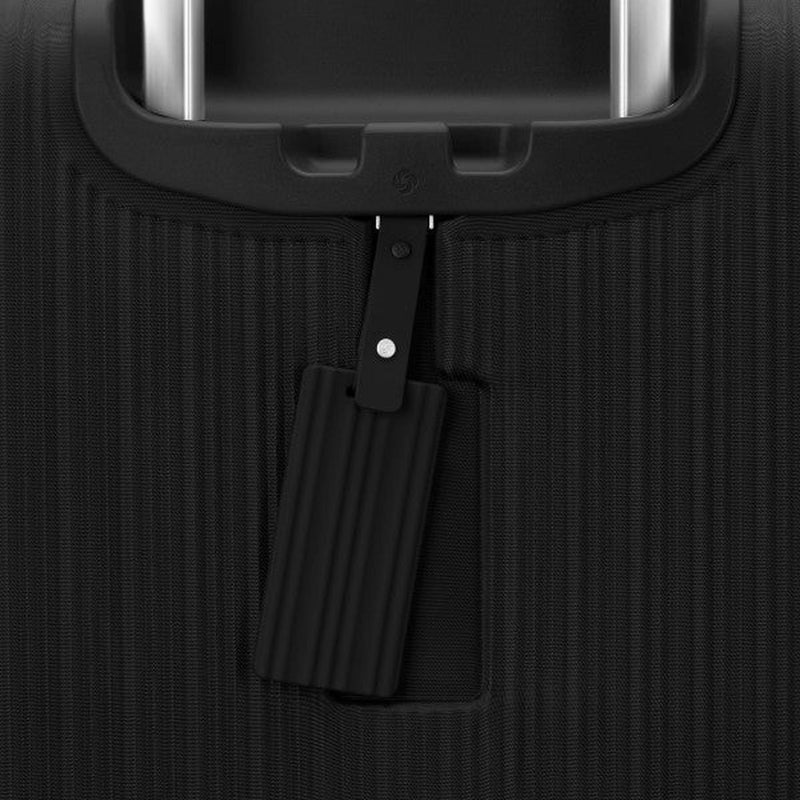 Samsonite Silhouette 18 Softside 22 x 14 x 9 Carry-On