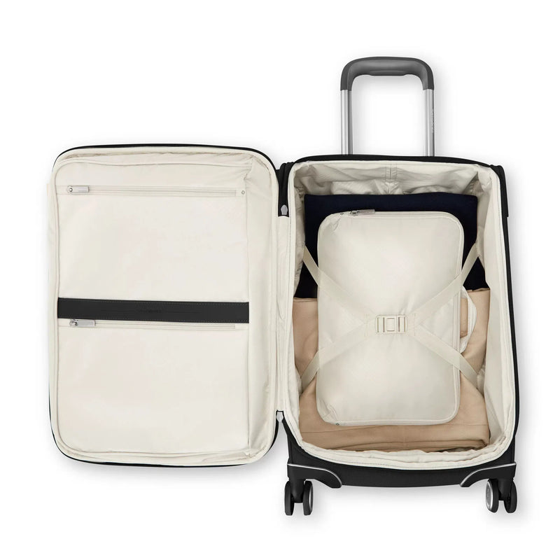 Samsonite Silhouette 18 Softside 22 x 14 x 9 Carry-On