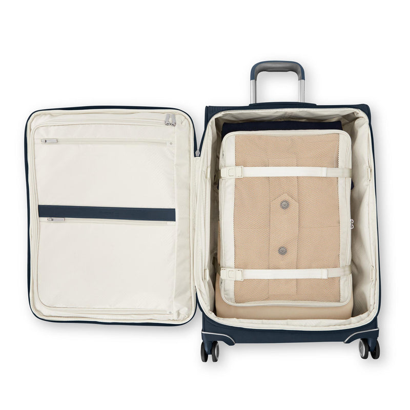 Samsonite Silhouette 18 Softside Large Expandable Spinner