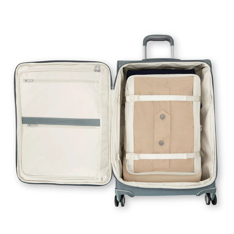 Samsonite Silhouette 18 Softside Large Expandable Spinner