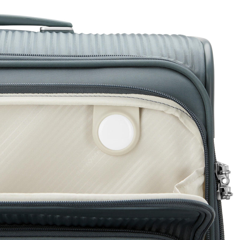 Samsonite Silhouette 18 Softside Large Expandable Spinner