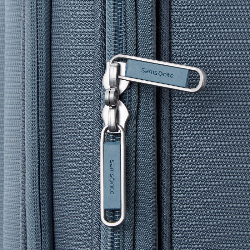 Samsonite UpLift Softside Large Expandable Spinner