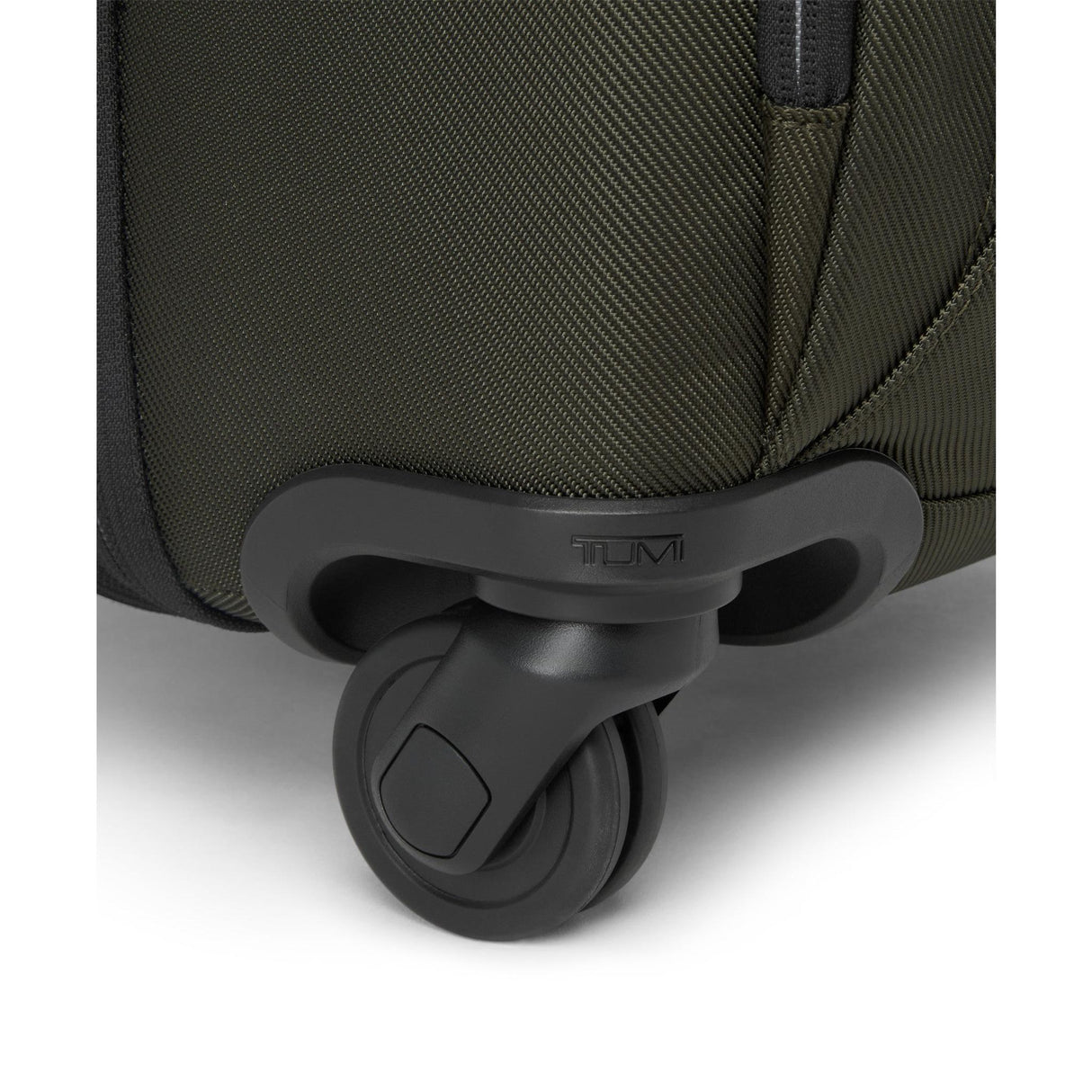 TUMI Aerotour Extended Trip Expandable 4 Wheeled Packing Case