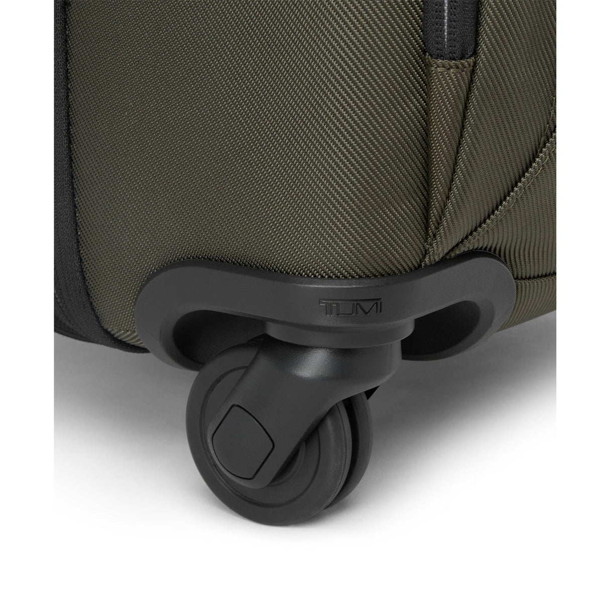 TUMI Aerotour International Expandable 4 Wheeled Carry-On