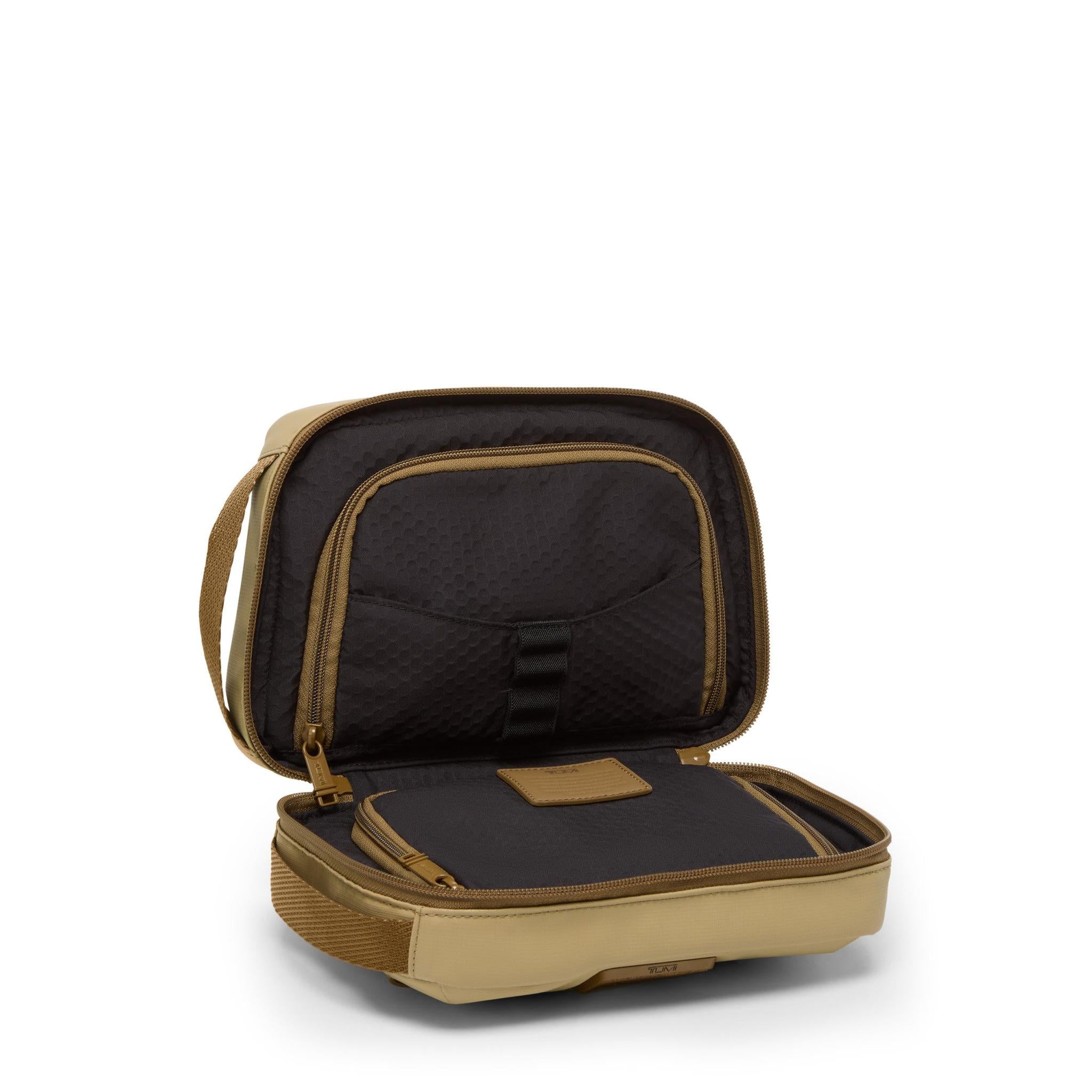 TUMI Alpha Bravo Response Travel Kit – Luggage Pros