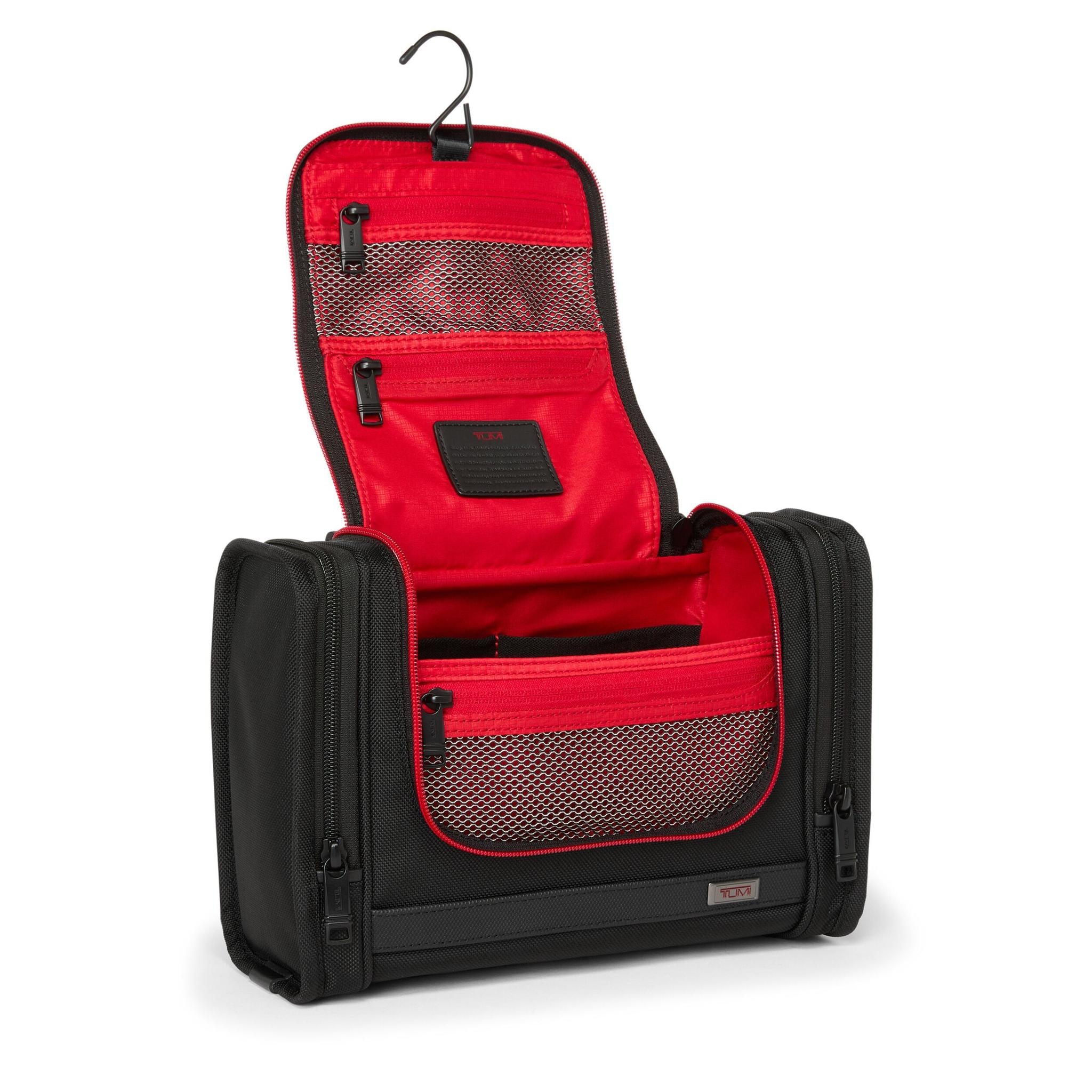 旅行かばん・小分けバッグ TUMI Hanging Travel Kit TUMI Alpha Hanging Travel Kit – Luggage Pros