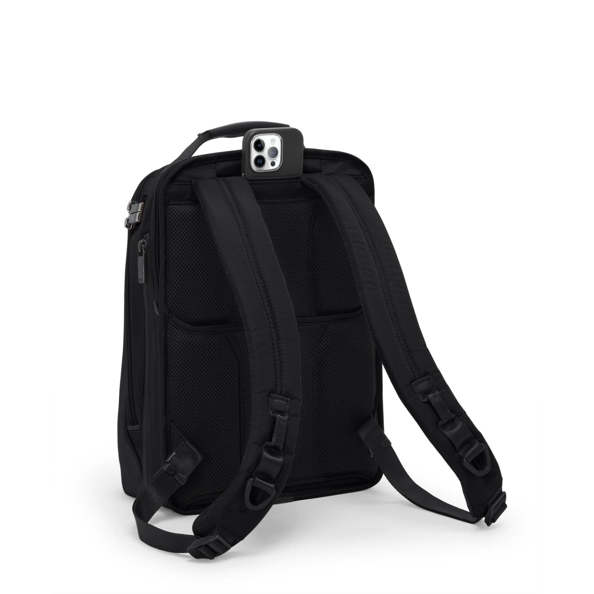 TUMI Alpha Medium 15 TUMI Alpha Medium 15