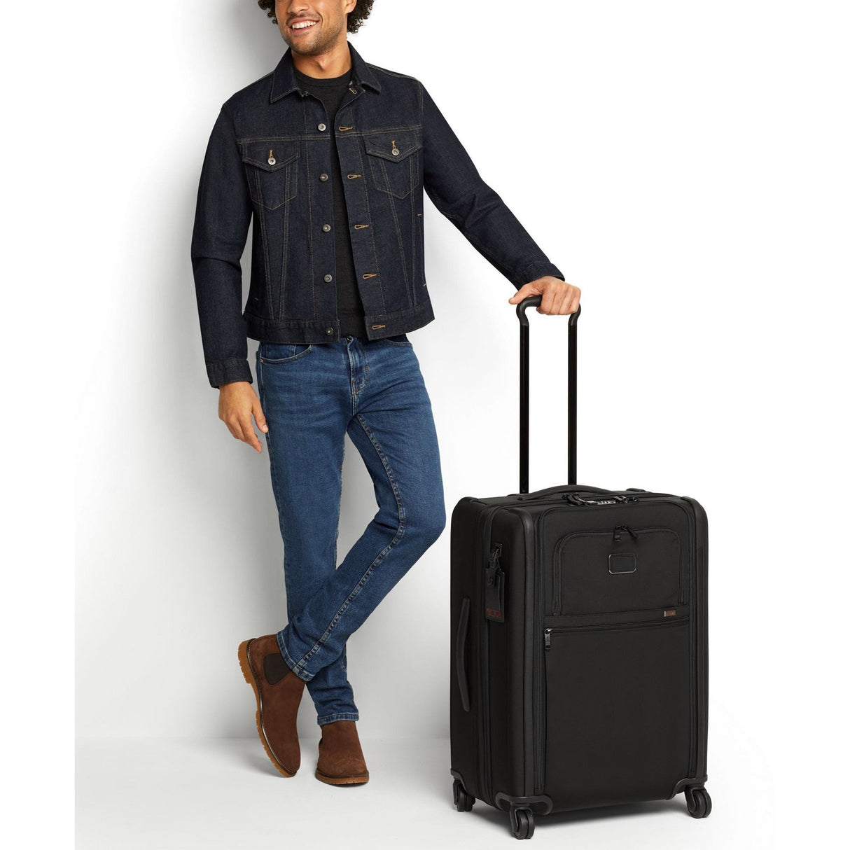 TUMI Alpha Short Trip Expandable 4 Wheel Packing Case
