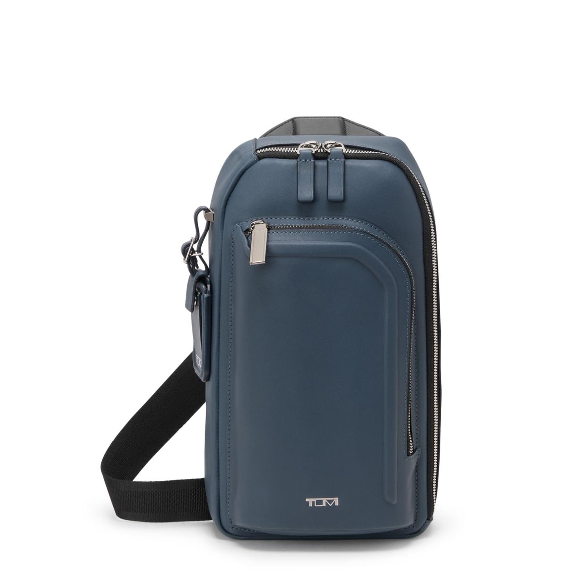 TUMI HARRISON グレゴリースリング Amazon.com: TUMI - Harrison Gregory Sling - Men's