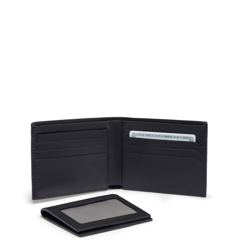 TUMI Nassau Global Removable Passcase