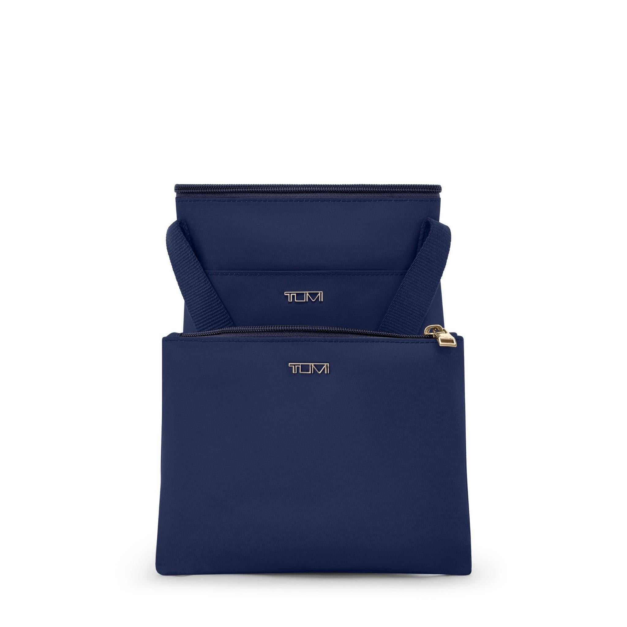 TUMI ネイビー ショルダーバッグ TUMI Voyageur Just In Case Small Tote – Luggage Pros