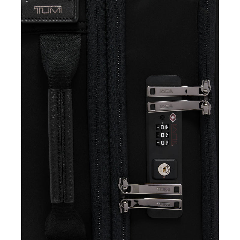 TUMI Voyageur Leger Continental Expandable Carry-On